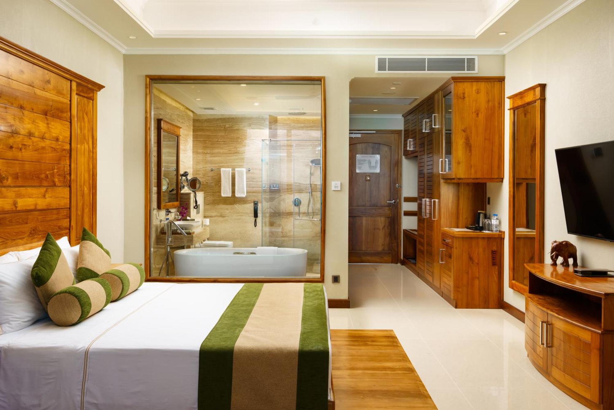 Araliya Beach Resort & Spa Unawatuna- Where You Meet The Sea All Year Exterior foto