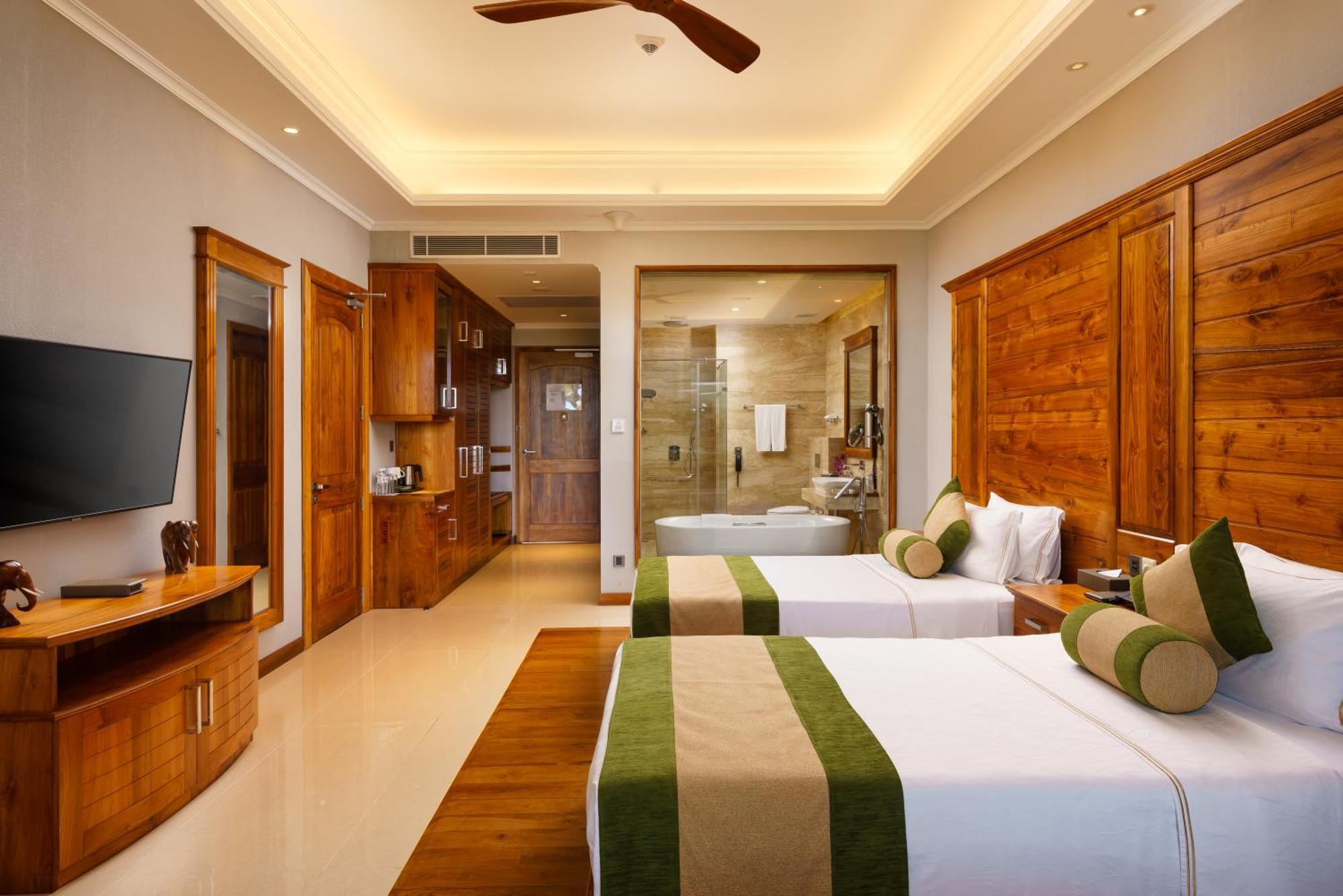 Araliya Beach Resort & Spa Unawatuna- Where You Meet The Sea All Year Exterior foto