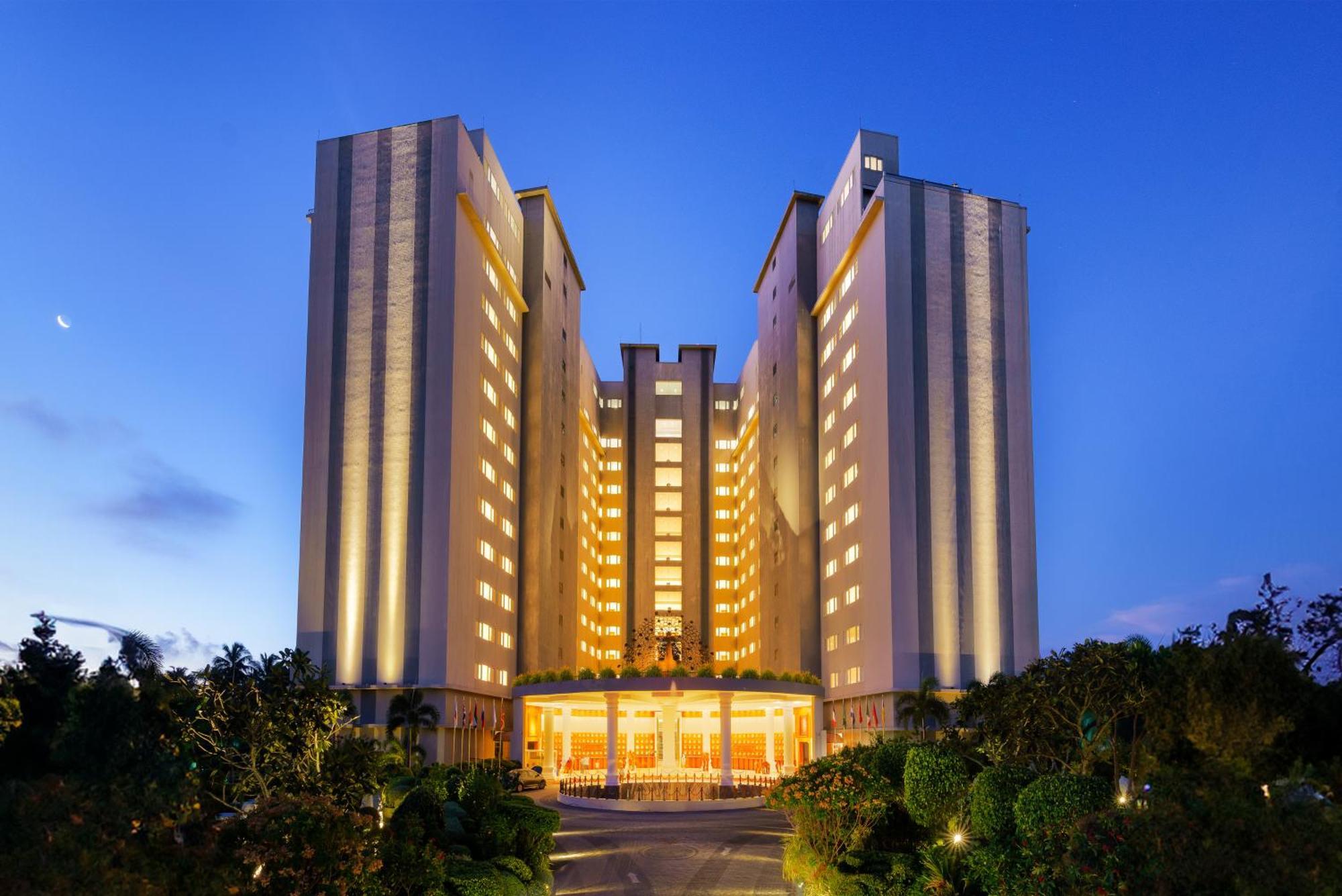 Araliya Beach Resort & Spa Unawatuna- Where You Meet The Sea All Year Exterior foto