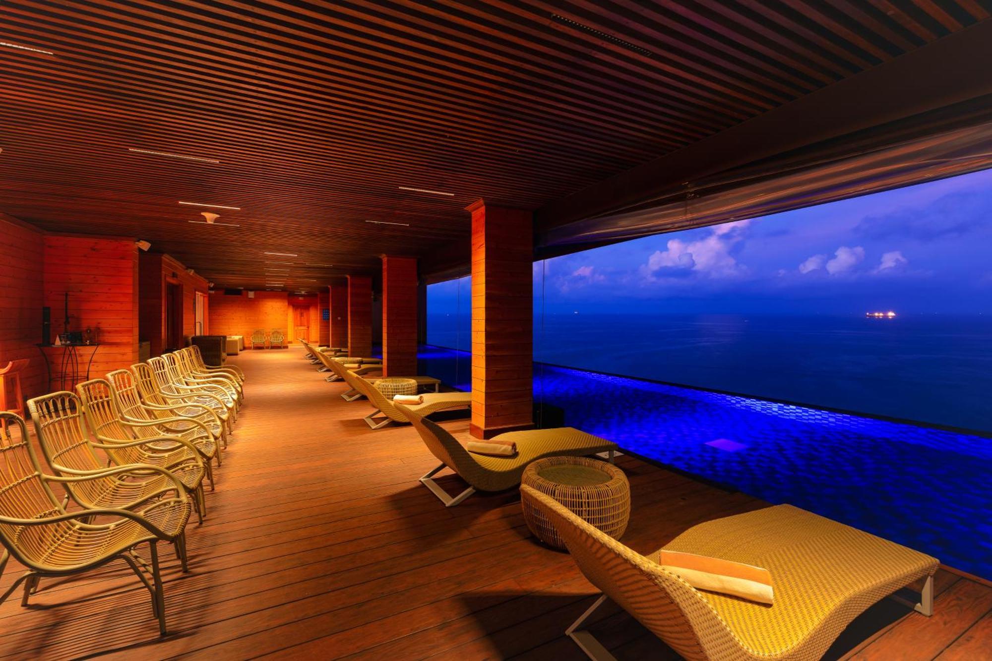 Araliya Beach Resort & Spa Unawatuna- Where You Meet The Sea All Year Exterior foto